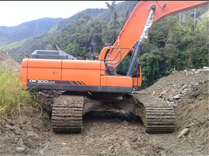Excavadoras Doosan DX 300 LCA (Quito)