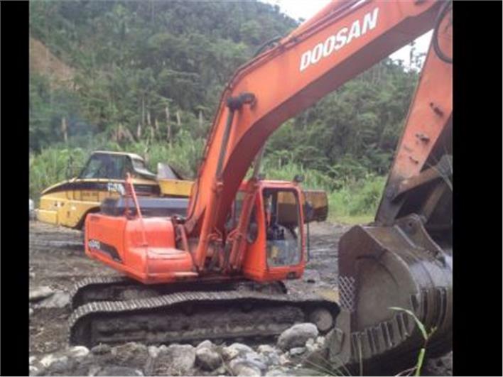 Excavadoras Doosan S340LC-V (Quito)