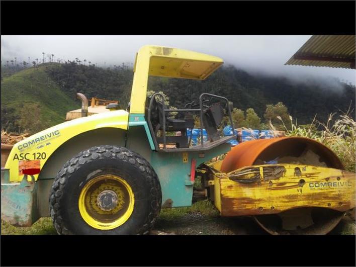 Compactadores Ammann ASC120 (Quito)