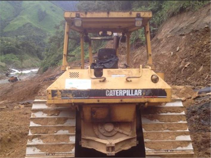 Tractores de Oruga Caterpillar D6M LGP (Quito)