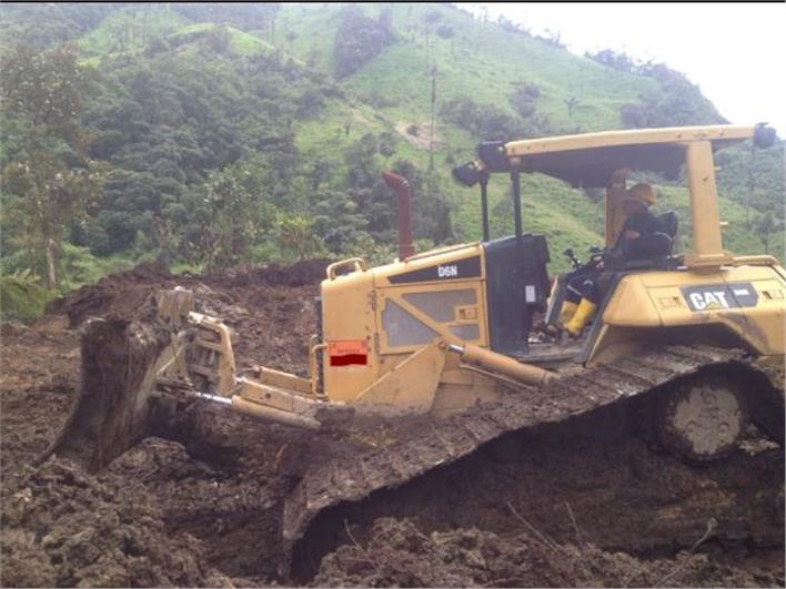 Tractores de Oruga Caterpillar D6N LGP (Quito)