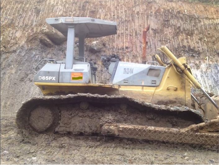 Tractores de Oruga Komatsu D65 PX-12 (Quito)