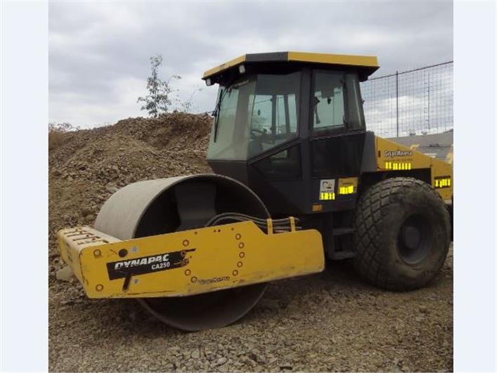 Compactadores Dynapac CA250 14 tn (pata de cabra) (Portoviejo)