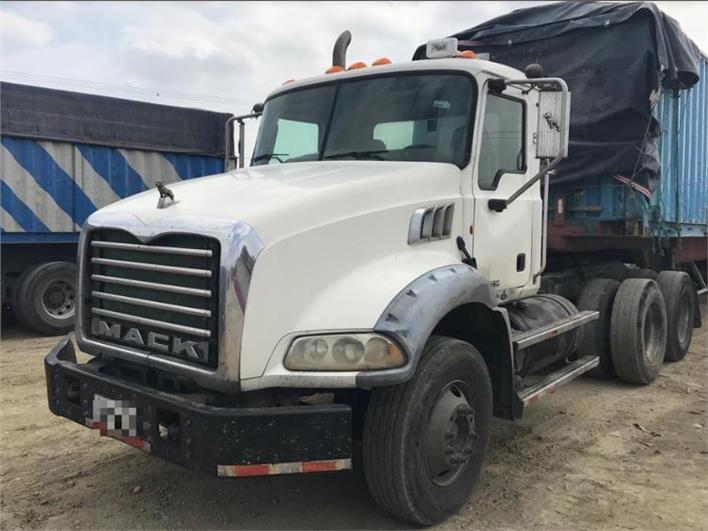 Cabezales Mack GU813E (Guayaquil)