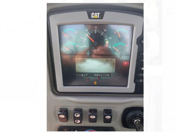 Tractores de Oruga Caterpillar D6N LGP (B.Aerea.deTaura)