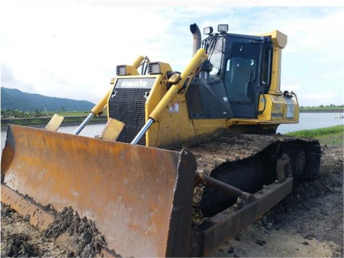 Tractores de Oruga Komatsu D65XP-15E0 (Guayaquil)