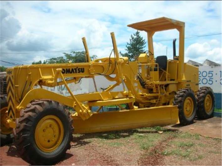 Motoniveladoras Komatsu GD511 (Duran)