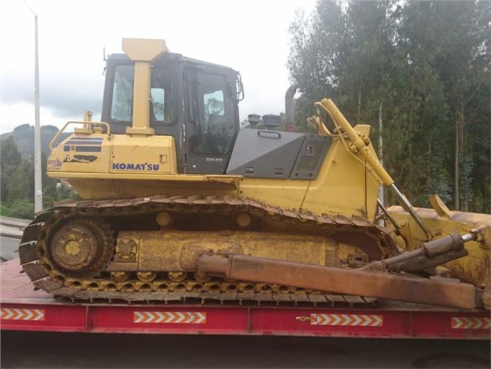Tractores de Oruga Komatsu D65 (Guayaquil)