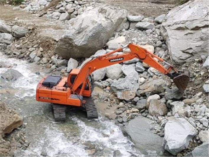 Excavadoras Doosan DX225LCA (Puyo)