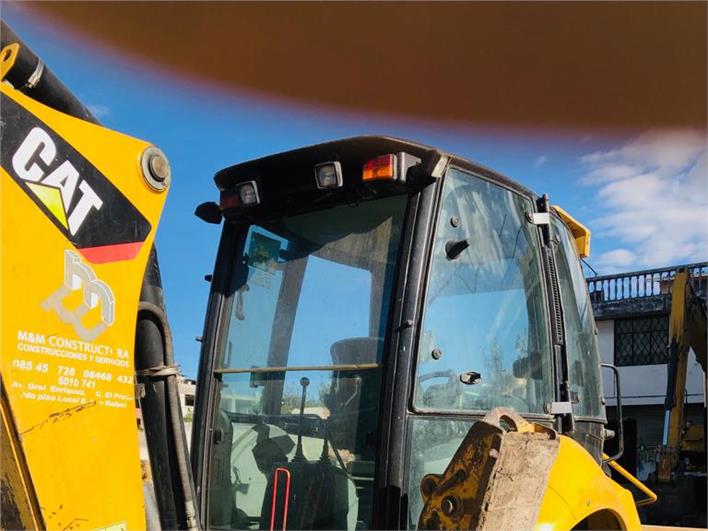 Retroexcavadoras Caterpillar 416E (Quito)