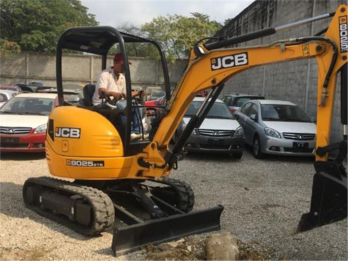 Miniexcavadoras JCB 8025ZTS (Guayaquil)