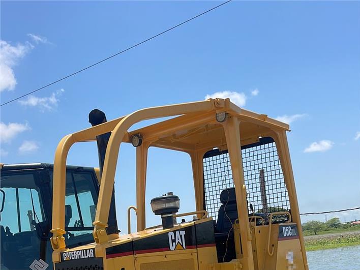 Tractores de Oruga Caterpillar D5C (Guayaquil)