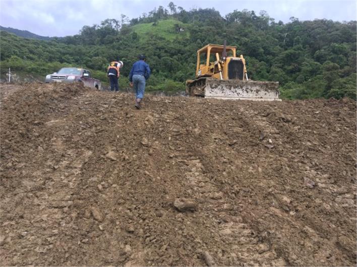 Tractores de Oruga Caterpillar D6D (Loja)