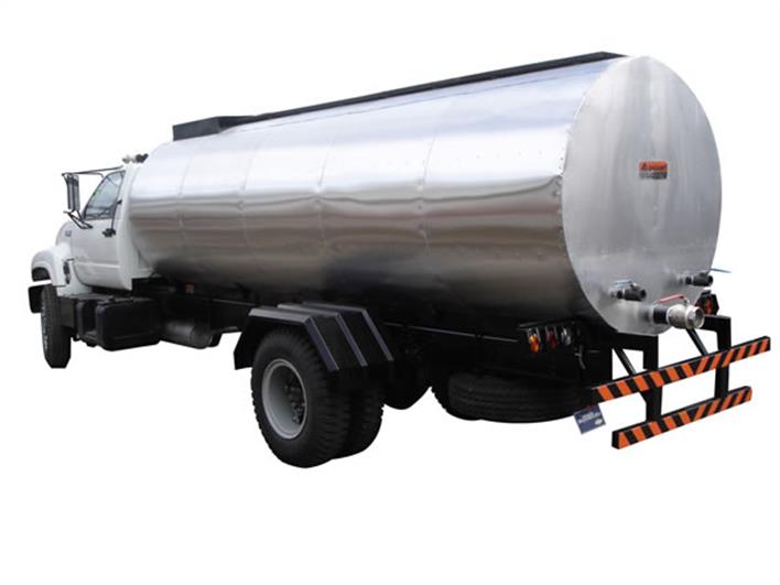 Tanqueros Scania modelo 80 (Loja)