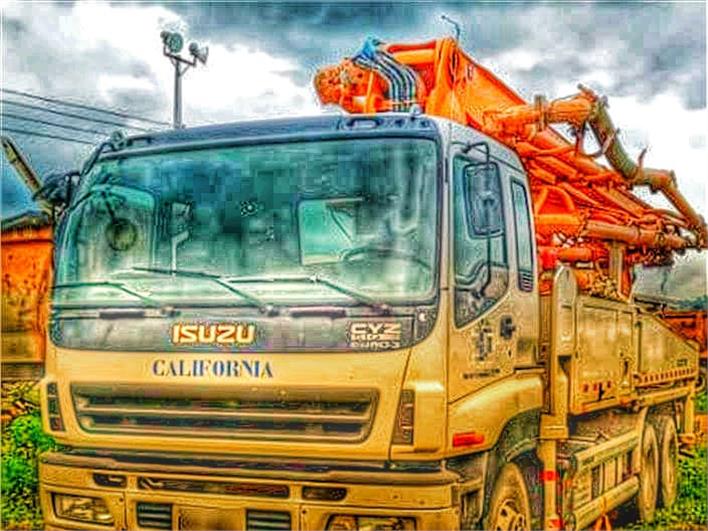 Camion Bomba (pluma) Isuzu CYZ51Q (Guayaquil)