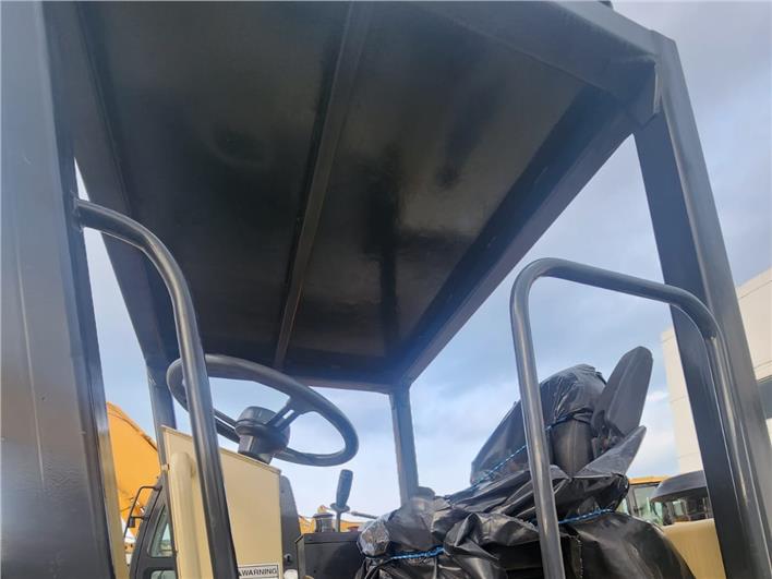 Rodillo Neumático Ingersoll Rand PT125 (Guayaquil)