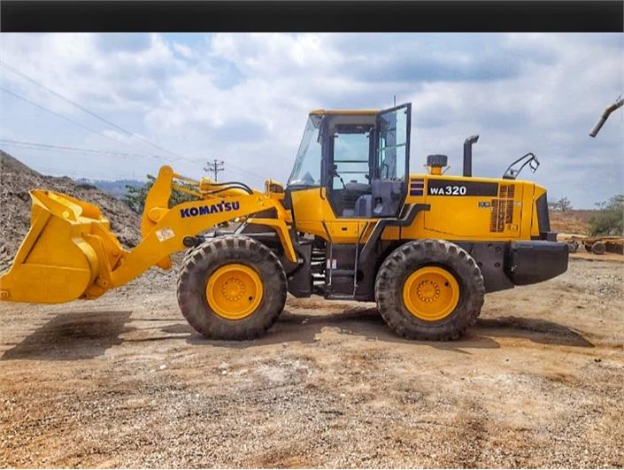 Cargadoras Komatsu 320-6 (Paján)