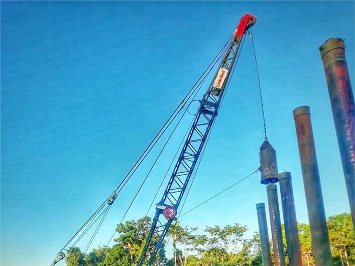 Gruas con orugas Link Belt LS98 para Pilotes 30.5 ton (Sushufindi)