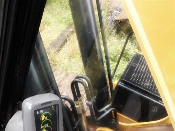 Excavadoras Caterpillar 329DLME Excavacion Masiva (Quito)