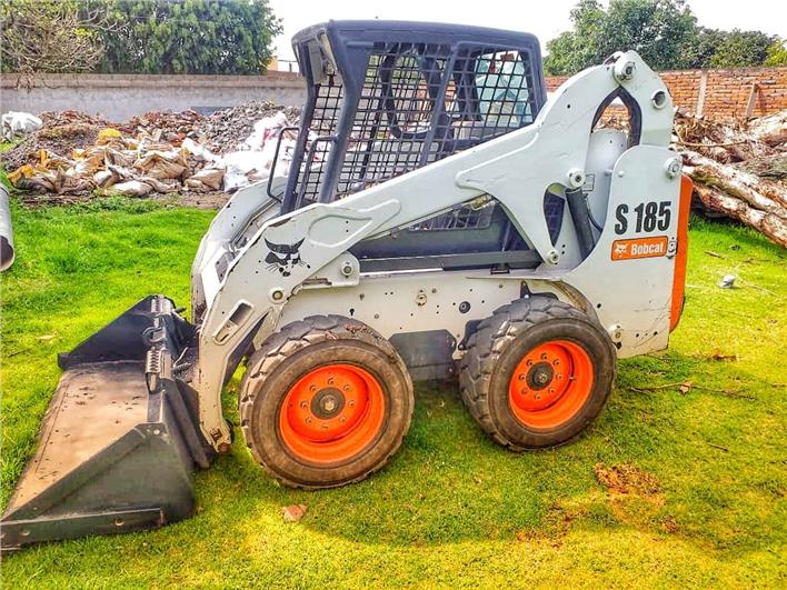 Minicargadores Bobcat S185 (Quito)