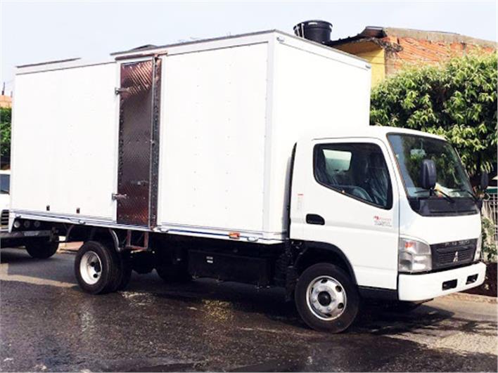 Furgones Mitsubishi 4.5 Toneladas  (Conocoto)