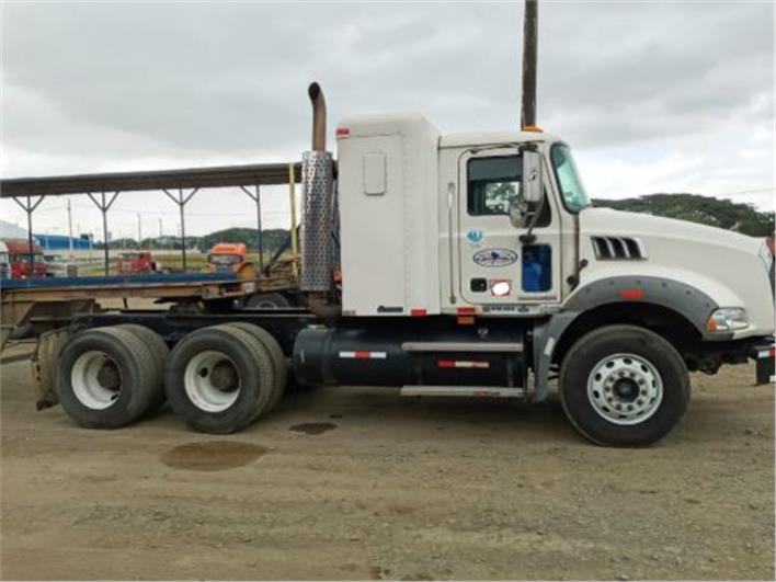 Cabezales Mack GU-813 (Guayaquil)
