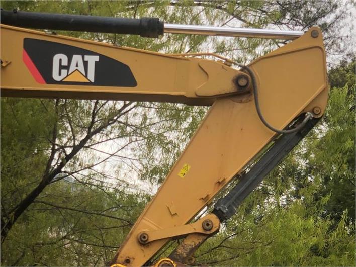 Excavadoras Caterpillar 329D con acople para ripper (Cuenca)