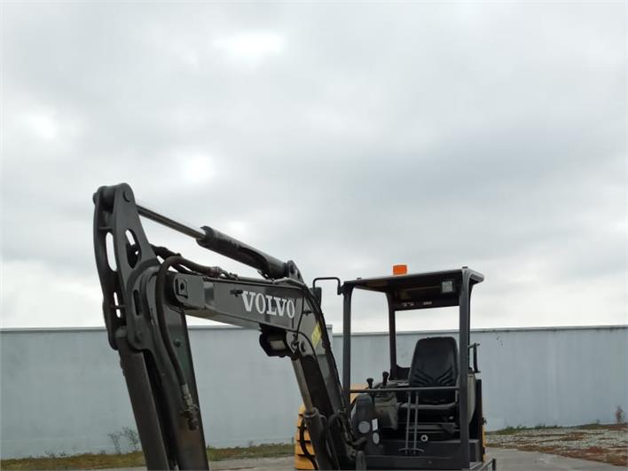 Miniexcavadoras Volvo EC35C (Guayaquil)
