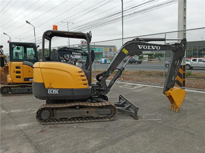 Miniexcavadoras Volvo EC35C (Guayaquil)