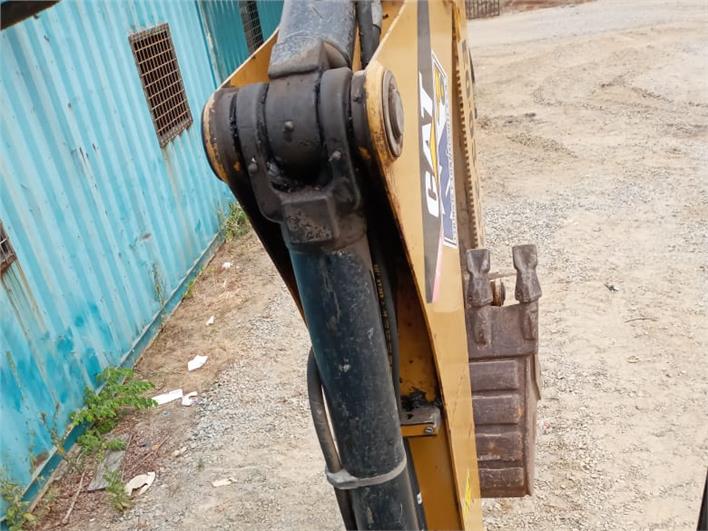 Retroexcavadoras Caterpillar 416E 4x2 (Guayaquil)