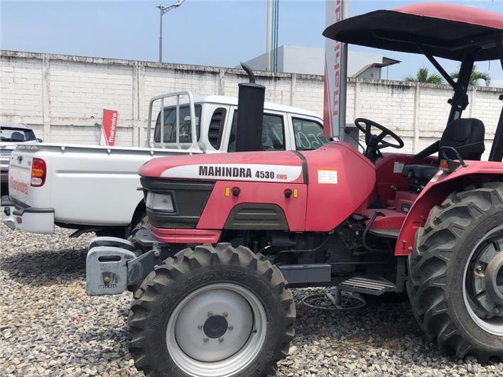 Tractores Agrícolas Mahindra 4530 4WD (Guayaquil)