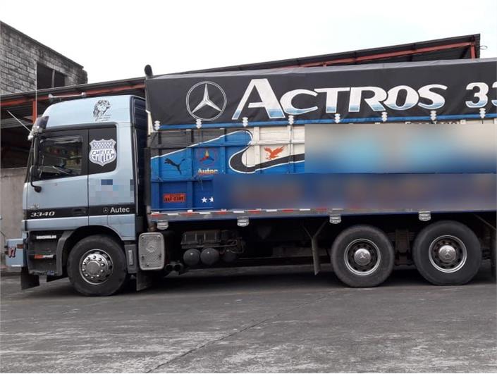 Cabezales Mercedes Benz ACTROS 3340 (Ventanas)