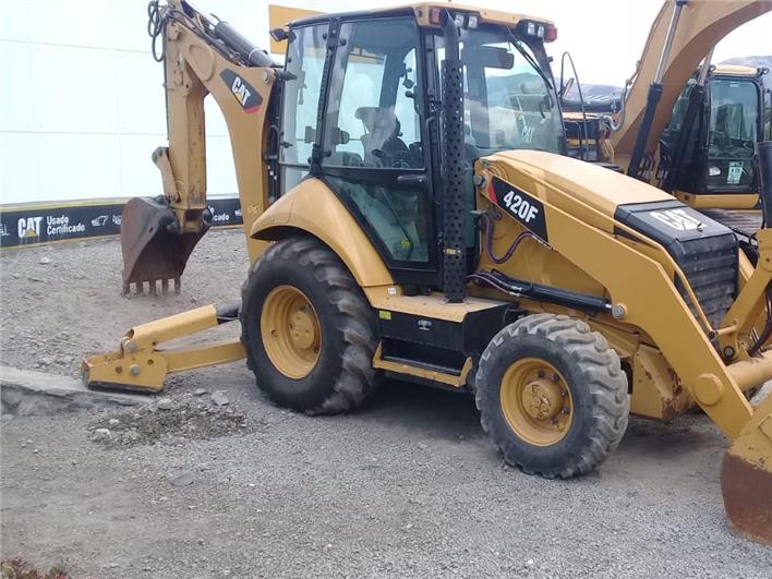 Retroexcavadoras Caterpillar 420F (Sushufindi)