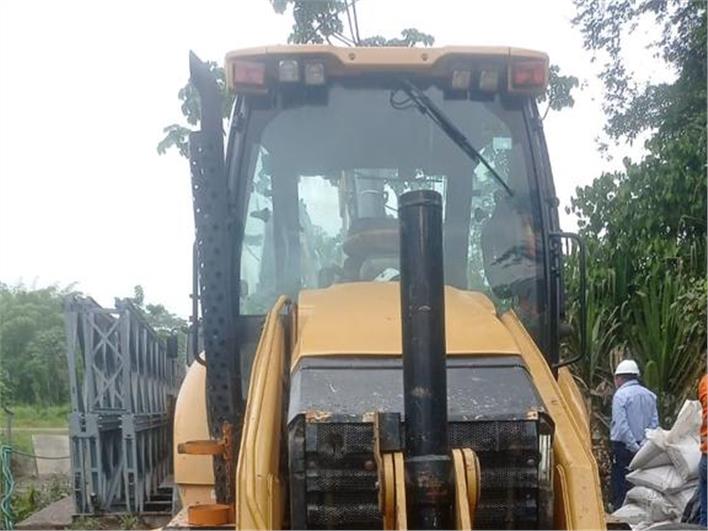 Retroexcavadoras Caterpillar 420F (Sushufindi)