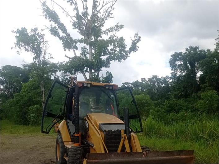 Retroexcavadoras Caterpillar 420F (Sushufindi)