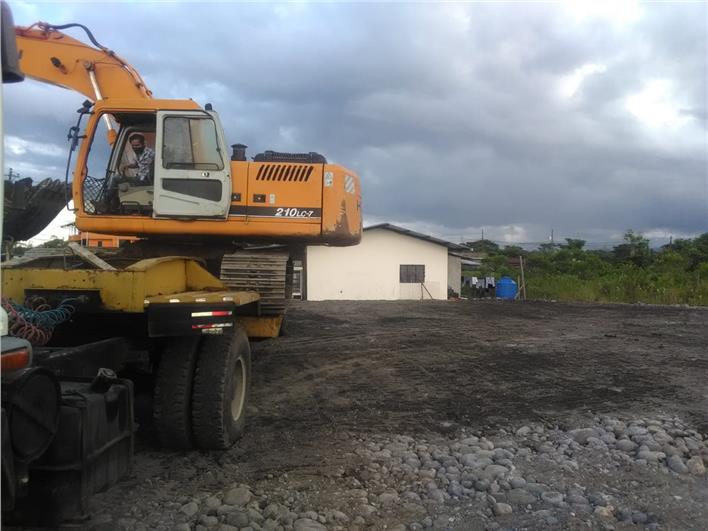 Excavadoras Hyundai 210LC7 (Puyo)