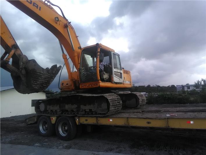 Excavadoras Hyundai 210LC7 (Puyo)