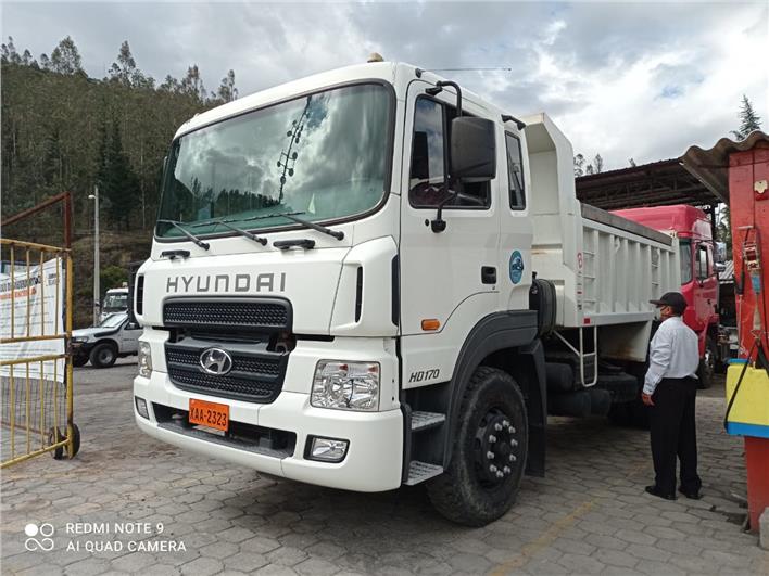 Volquetas Hyundai 12 m3 (Quito)