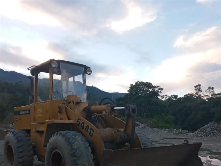 Cargadoras John Deere 544G (Gualaquiza)