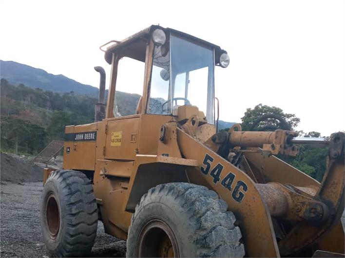 Cargadoras John Deere 544G (Gualaquiza)