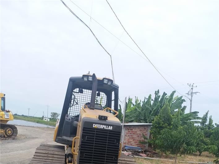 Tractores de Oruga Caterpillar TRACTOR D5K  (Duran)