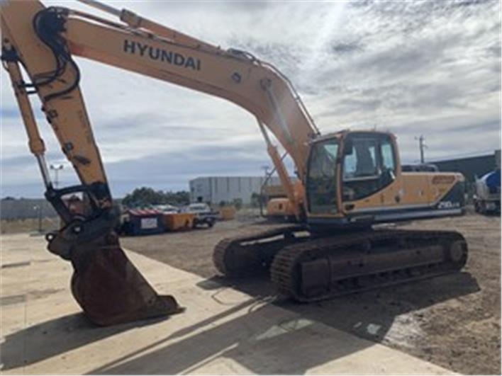 Excavadoras Hyundai R290LC-9 (Quito)
