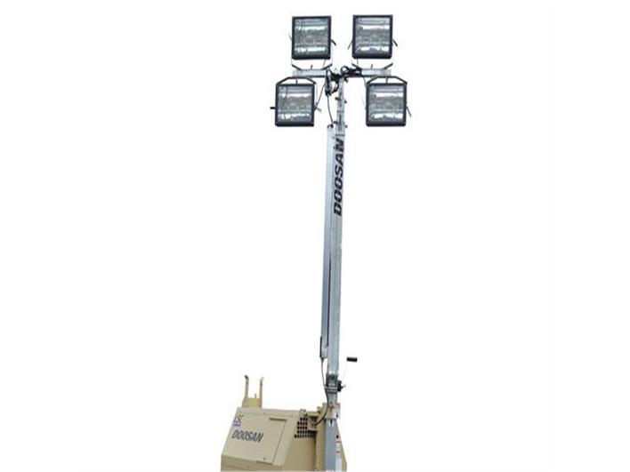 Torres de Iluminación Doosan LSWKUB-60HX-T4F (Quito)