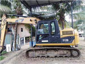 Excavadoras Caterpillar 312 DL (Chone)