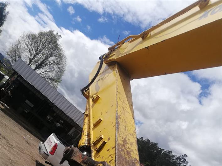 Excavadoras Komatsu PC200-6 (Cuenca)
