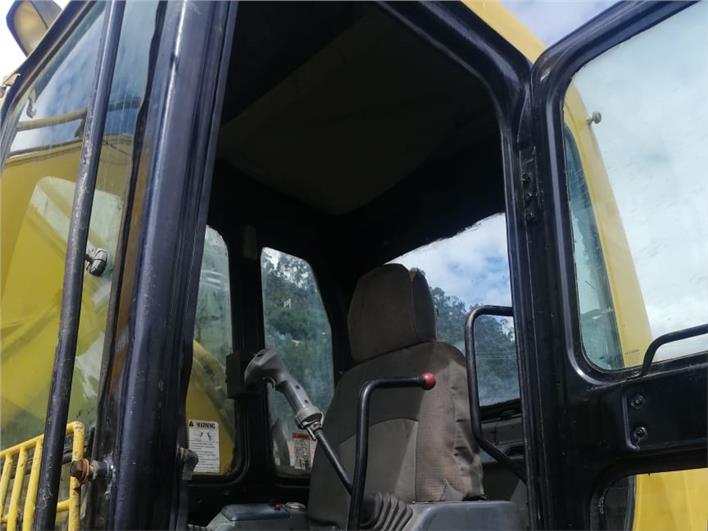 Excavadoras Komatsu PC200-6 (Cuenca)