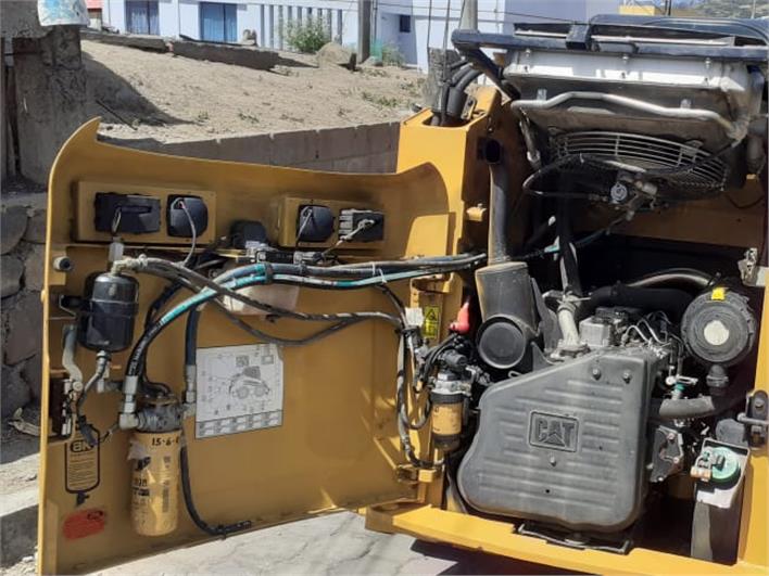Minicargadores Caterpillar 246C (Quito)