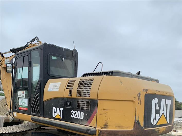 Excavadoras Caterpillar 320DL (Portoviejo)