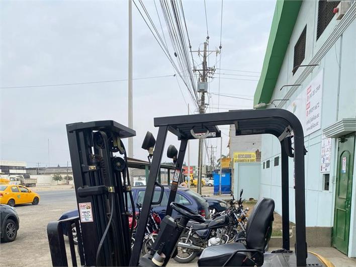 Montacargas Caterpillar ET4000 2 toneladas (Duran)