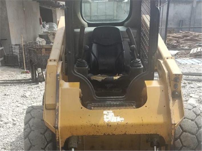 Minicargadores Caterpillar 246D (Chongon)